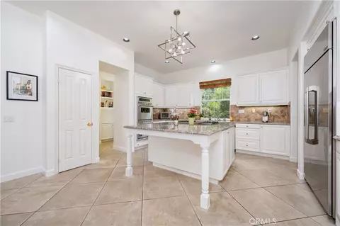 Kitchen - 17 Winslow, Ladera Ranch, CA 92694 photo 1 of 4