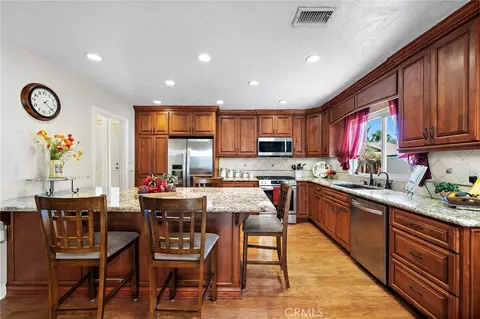 17527 Briarwood St, Fountain Valley, CA 92708