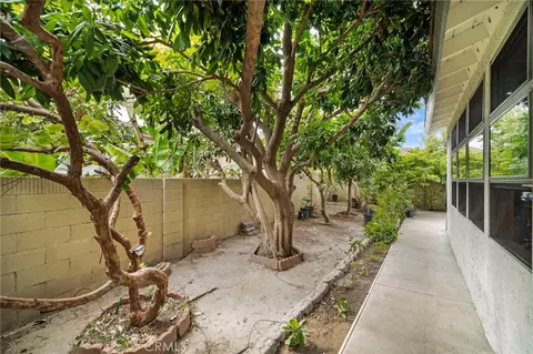 Exterior - 15751 Cromwell Cir, Westminster, CA 92683 photo 4 of 6