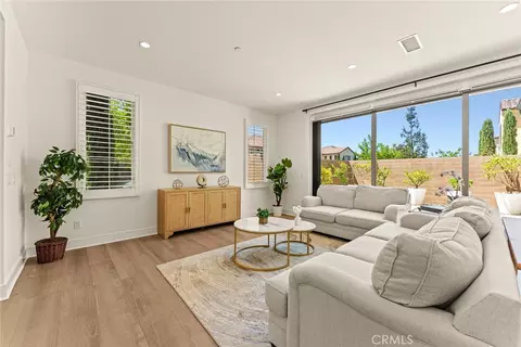 Living - 115 Della, Irvine, CA 92602 photo 2 of 5