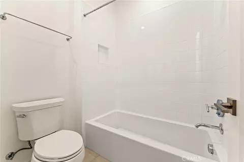 Bath - 115 Della, Irvine, CA 92602 photo 3 of 4