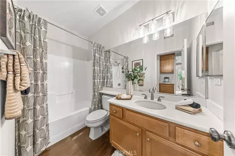 Bath - 177 Lockford, Irvine, CA 92602 photo 1 of 4