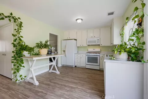 Kitchen - 59 Thicket #41, Irvine, CA 92614 photo 1 of 4