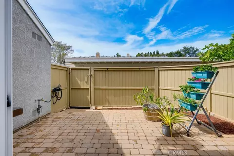 Exterior - 59 Thicket #41, Irvine, CA 92614 photo 3 of 7