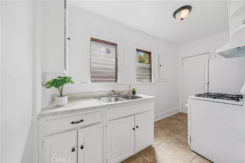 Other - 1174 E 9th St, Long Beach, CA 90813 photo 2 of 4