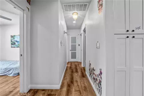 Entry Way - 4308 Cloud Ave, La Crescenta, CA 91214 photo 2 of 2