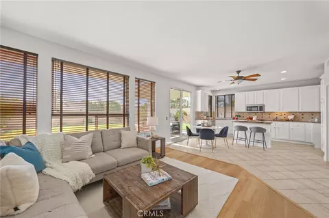 Living - 753 La Docena, Corona, CA 92879 photo 6 of 7