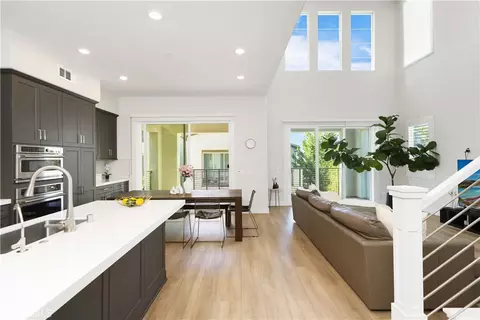 Entry Way - 109 Glance, Irvine, CA 92618 photo 2 of 6