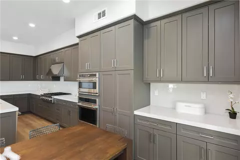 Kitchen - 109 Glance, Irvine, CA 92618 photo 5 of 6