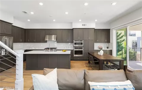 Kitchen - 109 Glance, Irvine, CA 92618 photo 6 of 6