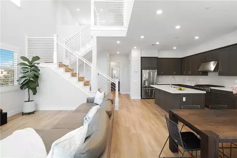 Entry Way - 109 Glance, Irvine, CA 92618 photo 5 of 6