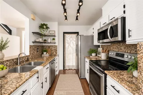 Kitchen - 13104 Glen Ct #20, Chino Hills, CA 91709 photo 1 of 3