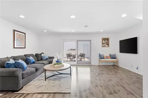 20244 Magnolia St, Huntington Beach, CA 92646
