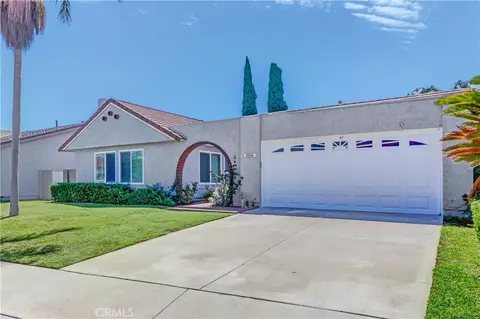 8884 Thames Riv, Fountain Valley, CA 92708