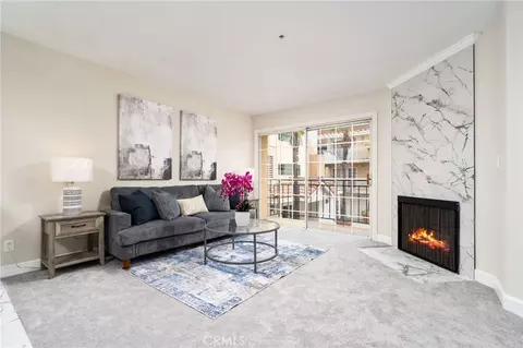 4760 Templeton St #3226, Los Angeles, CA 90032