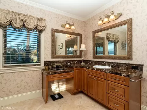 Bath - 31380 Lake Vista Ter, Bonsall, CA 92003 photo 3 of 10