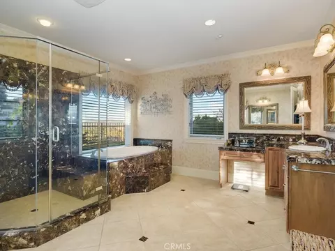 Bath - 31380 Lake Vista Ter, Bonsall, CA 92003 photo 2 of 10