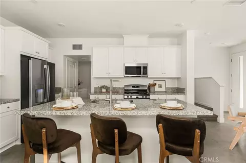 Kitchen - 24557 Sonieta Ct, Corona, CA 92883 photo 2 of 3
