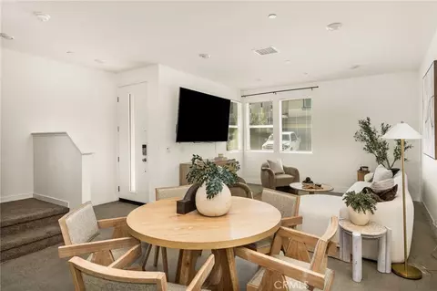 Dining - 24557 Sonieta Ct, Corona, CA 92883 photo 1 of 2