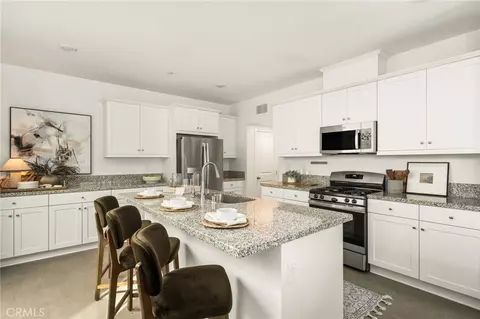 Kitchen - 24557 Sonieta Ct, Corona, CA 92883 photo 1 of 3
