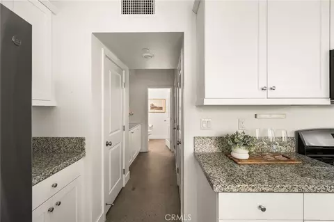 Entry Way - 24557 Sonieta Ct, Corona, CA 92883 photo 1 of 3