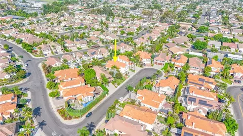 View/Area - 2162 Sonbria, Tustin, CA 92782 photo 5 of 7