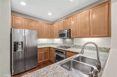 Kitchen - 40274 Rosewell Ct, Temecula, CA 92591 photo 1 of 3