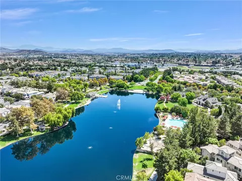 View/Area - 40274 Rosewell Ct, Temecula, CA 92591 photo 3 of 5