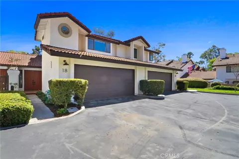 18 Clover Hill Ln #115, Laguna Hills, CA 92653