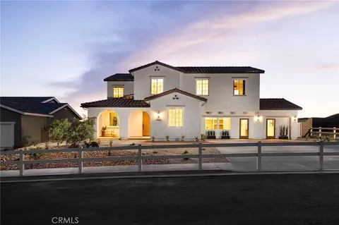 Exterior - 39270 Saddle Dr, Palmdale, CA 93551 photo 2 of 6