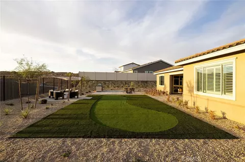 Exterior - 39273 Saddle Dr, Palmdale, CA 93551 photo 6 of 7