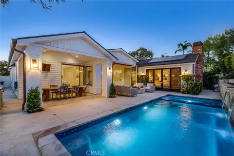 712 K Thanga, Corona Del Mar, CA 92625