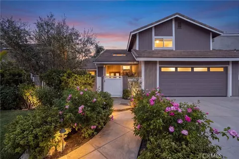 5771 Grimsby Dr, Huntington Beach, CA 92649