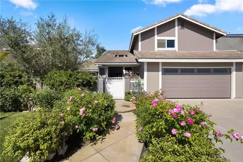 5771 Grimsby Dr, Huntington Beach, CA 92649
