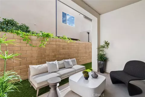 Exterior - 111 Spiral, Irvine, CA 92618 photo 3 of 11