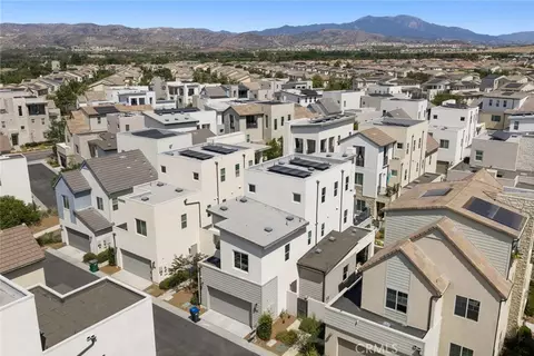 View/Area - 111 Spiral, Irvine, CA 92618 photo 2 of 6