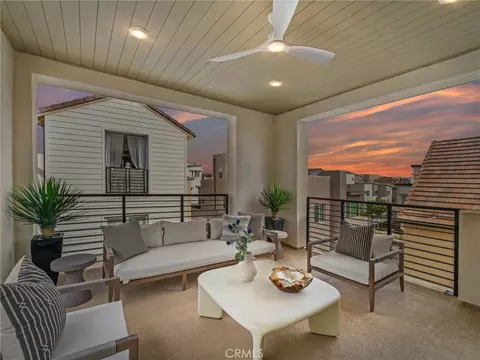 Exterior - 111 Spiral, Irvine, CA 92618 photo 7 of 11