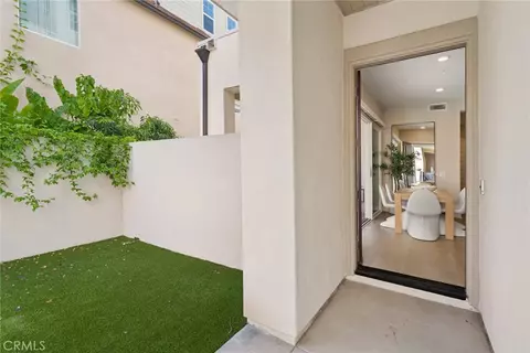 Exterior - 111 Spiral, Irvine, CA 92618 photo 8 of 11