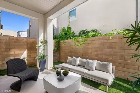 Exterior - 111 Spiral, Irvine, CA 92618 photo 2 of 11