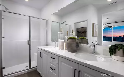 Bath - 3936 Emory Ln, Ontario, CA 91761 photo 1 of 1
