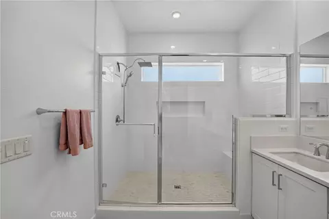 Bath - 415 Flycatcher, Irvine, CA 92618 photo 7 of 7