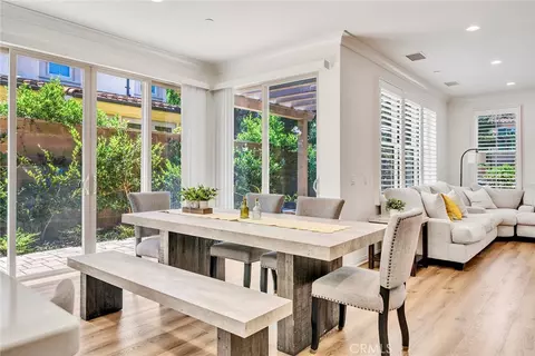 Dining - 104 Beechmont, Irvine, CA 92620 photo 1 of 3