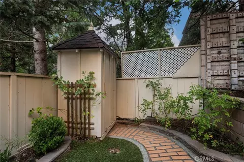 Exterior - 150 Marshall Rd, Lake Arrowhead, CA 92352 photo 18 of 20