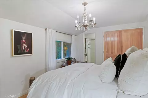 Bedroom - 150 Marshall Rd, Lake Arrowhead, CA 92352 photo 2 of 9