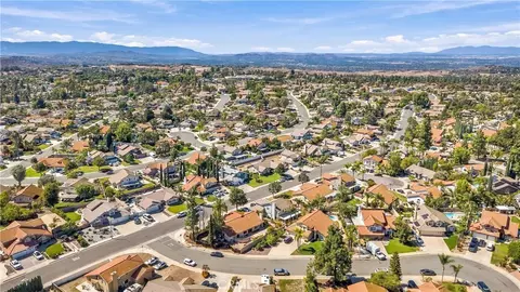 View/Area - 184 Cannon Rd, Riverside, CA 92506 photo 5 of 7