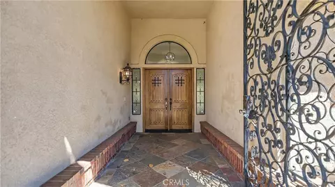 Entry Way - 184 Cannon Rd, Riverside, CA 92506 photo 1 of 4