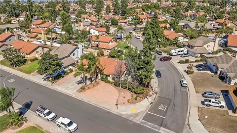 View/Area - 184 Cannon Rd, Riverside, CA 92506 photo 2 of 7