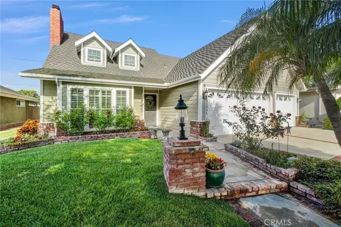 11941 Paseo Bonita, Los Alamitos, CA 90720