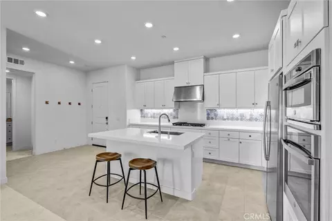 Kitchen - 143 Baluster, Irvine, CA 92618 photo 3 of 5