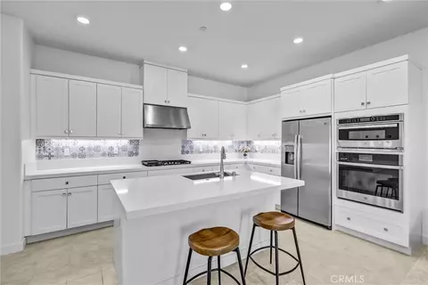 Kitchen - 143 Baluster, Irvine, CA 92618 photo 2 of 5
